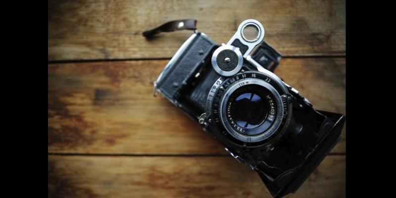 Camera & Photography