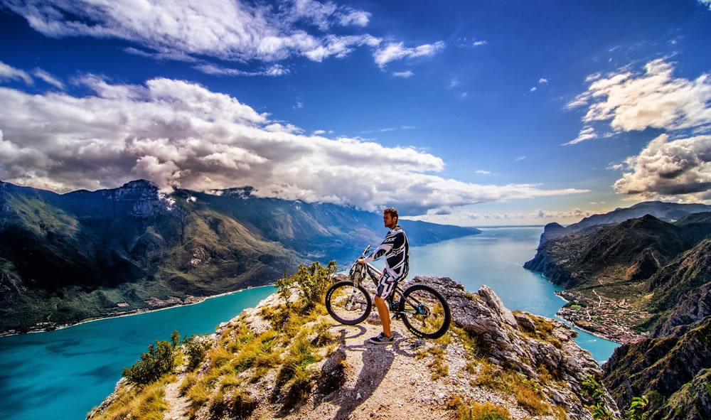 Bike Adventure - DEMO